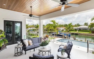 Modern Beach House Design in Florida for Ideal Coastal Living